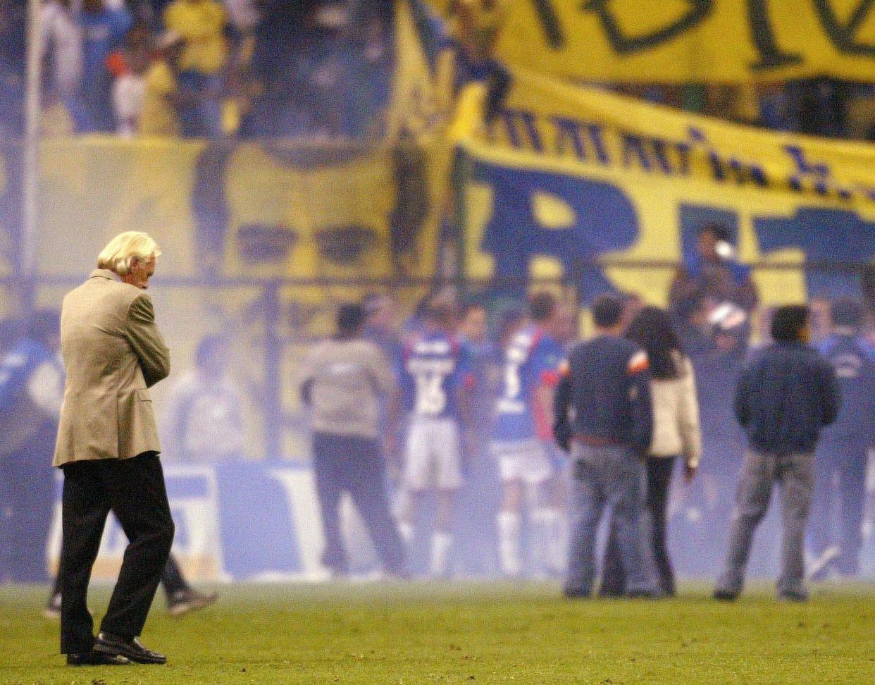 América y Leo Beenhakker no pudieron coronarse en una temporada de ensueño (Foto de: REUTERS/Andrew Winning  AW)