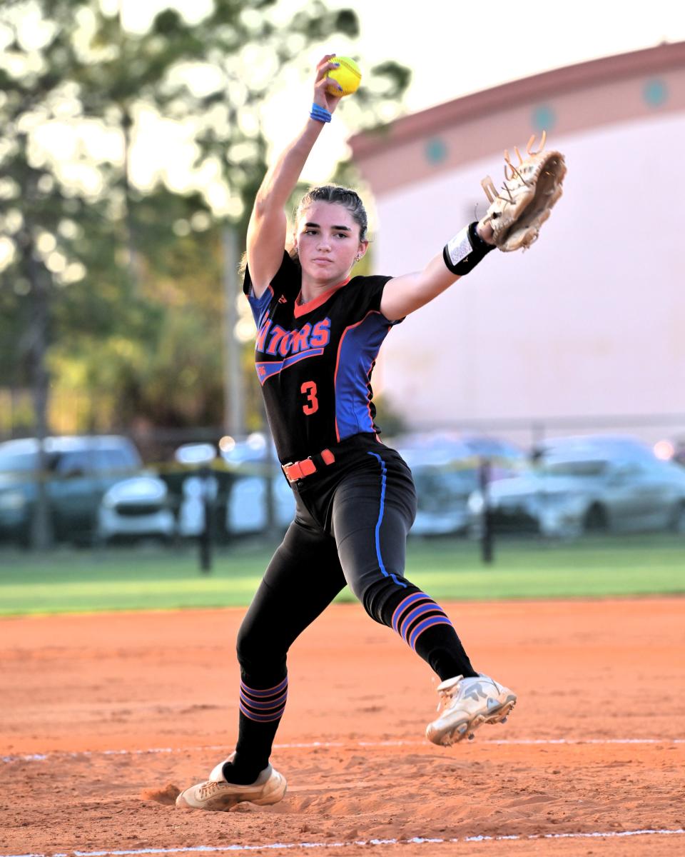 Palm Beach Gardens pitcher Sydney Shaffer fires a pitch from the circle during the Gators' regular season game against Park Vista on April 24, 2024.
