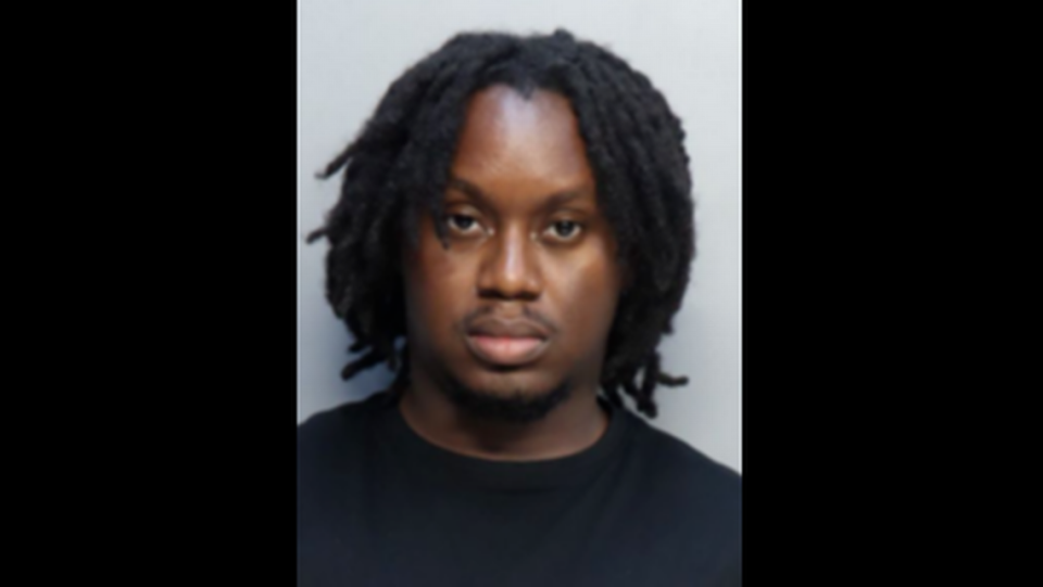 A Horace Mann Middle School teacher is facing charges of molesting a 12-year-old girl and exposing himself to her, Miami-Dade police said. Miami-Dade Jail