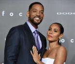 <p>Will Smith und seine Frau Jada Pinkett Smith waren im Jahr 2016 zwei der geladenen Promi-Gäste, die sich dafür entschieden, nicht zur Preisverleihung zu erscheinen. Die Schauspieler wollten darauf aufmerksam machen, dass die Nominierten in den Oscar-Kategorien hauptsächlich weiße Schauspieler seien. Der Hashtag #OscarsSoWhite ging viral. Viele Fans und Prominente forderten die Academy dazu auf, vielfältiger zu werden. (Bild: Kevin Winter/Getty Images) </p>