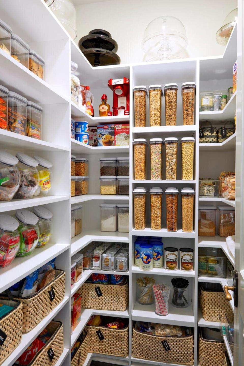 How to Organize a Pantry