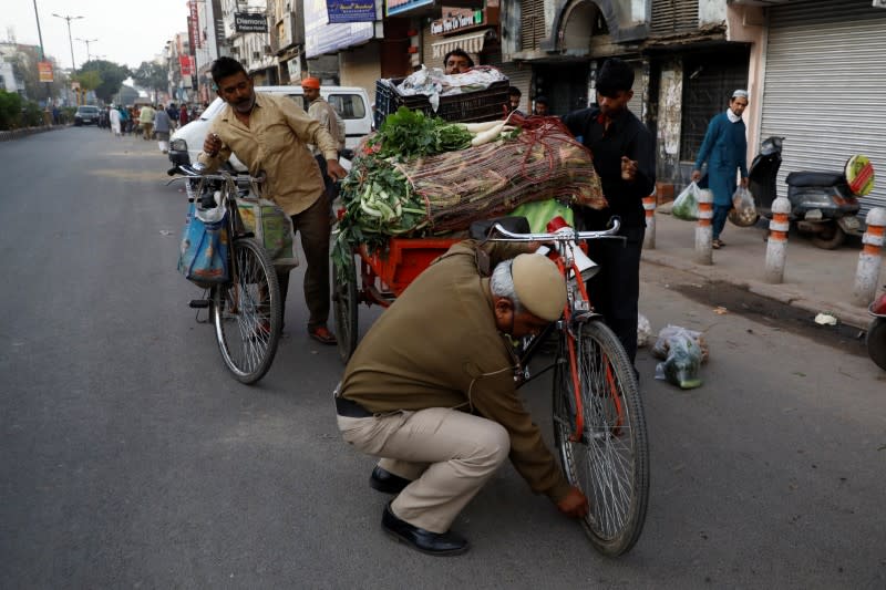 Outbreak of the coronavirus disease (COVID-19) in Delhi