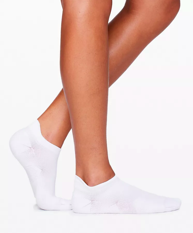 Speed Tab Sock (Photo via Lululemon)