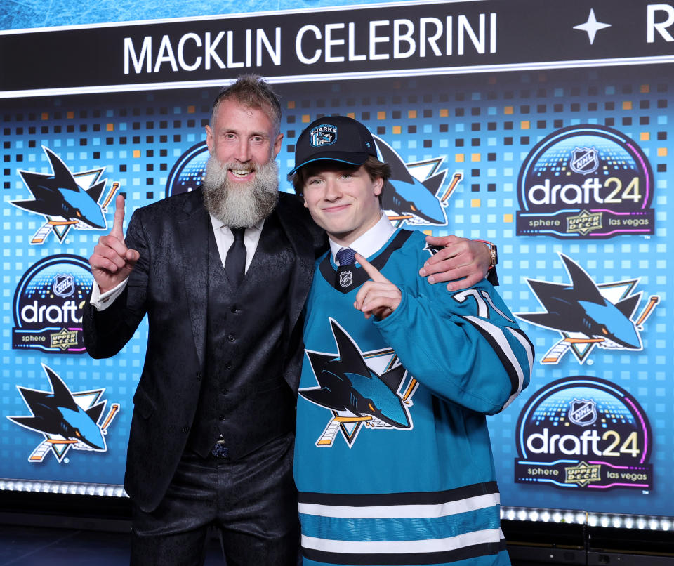 LAS VEGAS, NEVADA - JUNE 28: Former NHL player Joe Thornton (L) poses for photos with Macklin Celebrini after he was selected by the San Jose Sharks with the first overall pick of the first round of the 2024 Upper Deck NHL Draft at Sphere on June 28, 2024 in Las Vegas, Nevada. (Photo by Ethan Miller/Getty Images)