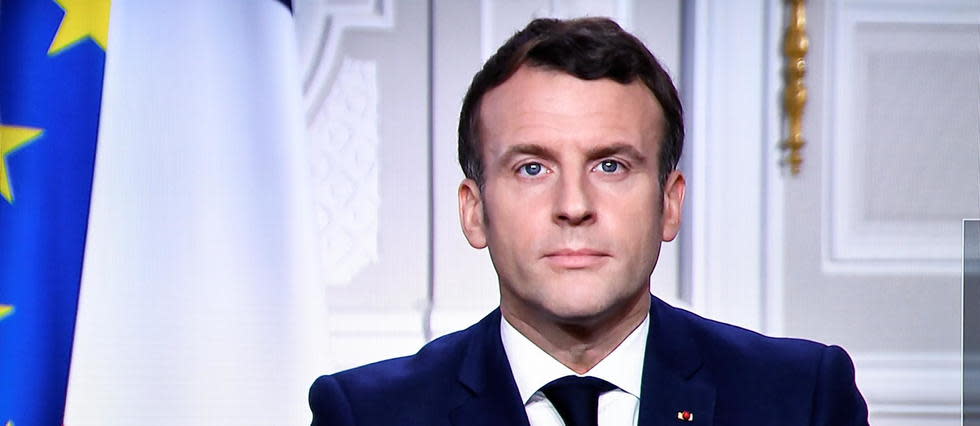 Le président de la République Emmanuel Macron a présenté ses voeux aux Français pour 2021 lors d'une allocution télévisée.

