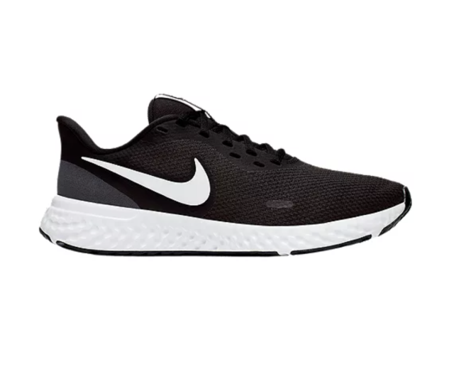 Nike Revolution 5 Running Shoes (Photo via Sport Chek)