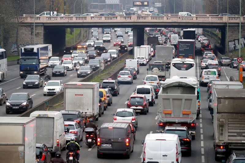 Nationwide strike continues in France against pensions reform plans