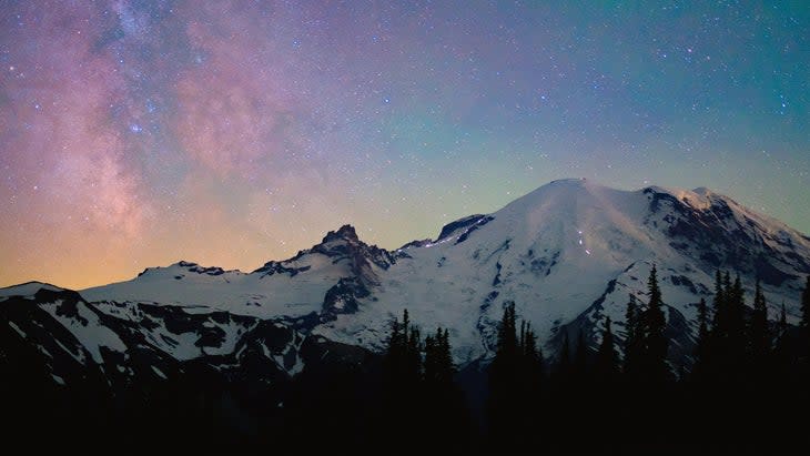 <span class="article__caption">Meet with rangers to view the stars through a telescope in Mount Rainier National Park. Mount Rainier is a good location for seeing the Perseids meteor shower this summer. </span> (Photo: Javaris Johnson/ Snipezart)