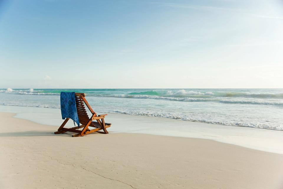 Salz, Sand und andere Düfte, die an einen Tag am Strand erinnern, können frische Duftoptionen für den Frühling sein. - Copyright: Image Source/Getty Images