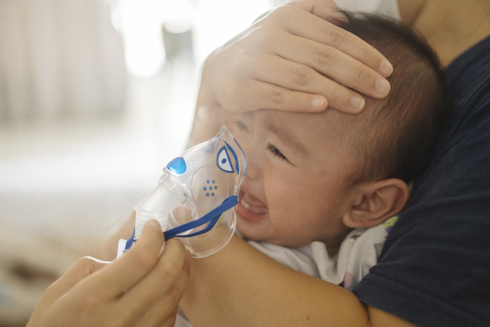 百日咳好發於嬰幼兒，咳嗽是最常見的症狀，發現寶貝久咳不停時，爸媽們務必提高警覺。（示意圖／Getty Images）