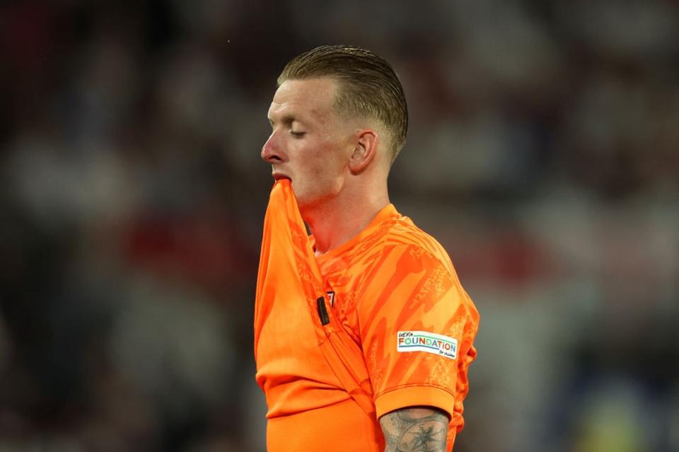 Pickford was visibly frustrated throughout the game (Getty Images)