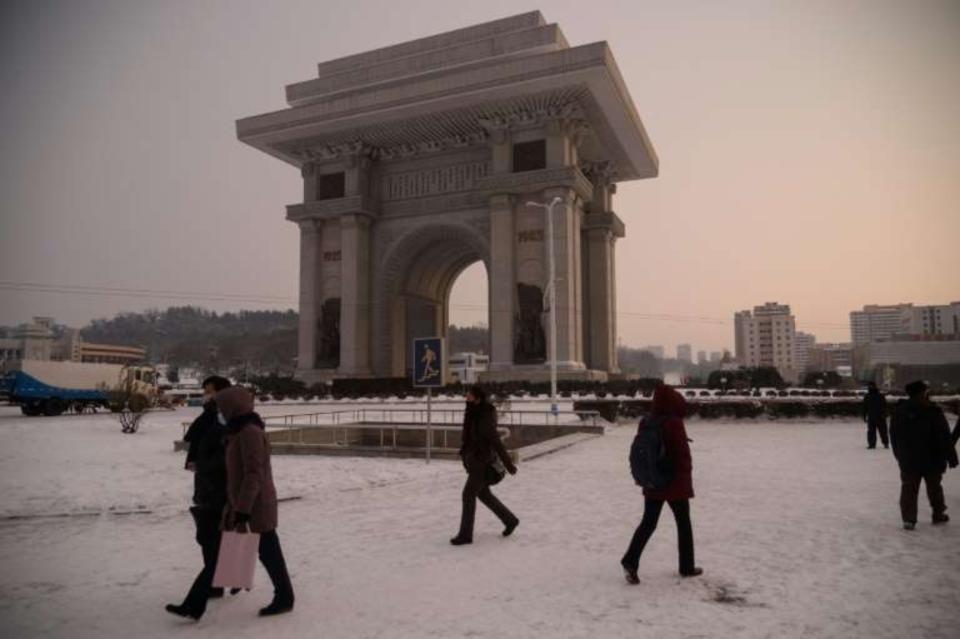 La pandemia del coronavirus y el estancamiento de sus negociaciones con Estados Unidos, sumados a las sanciones internacionales y a la presión sobre su economía, han complicado aún más la ya delicada situación en Corea del Norte. (Foto: Kim Won Jin / AFP / Getty Images).