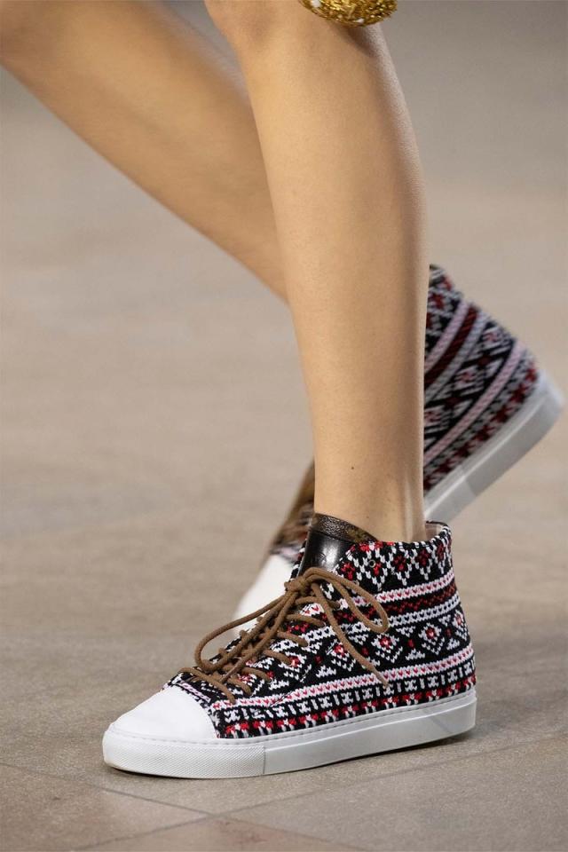 Louis Vuitton Debuts New FW22 Women's Sneakers