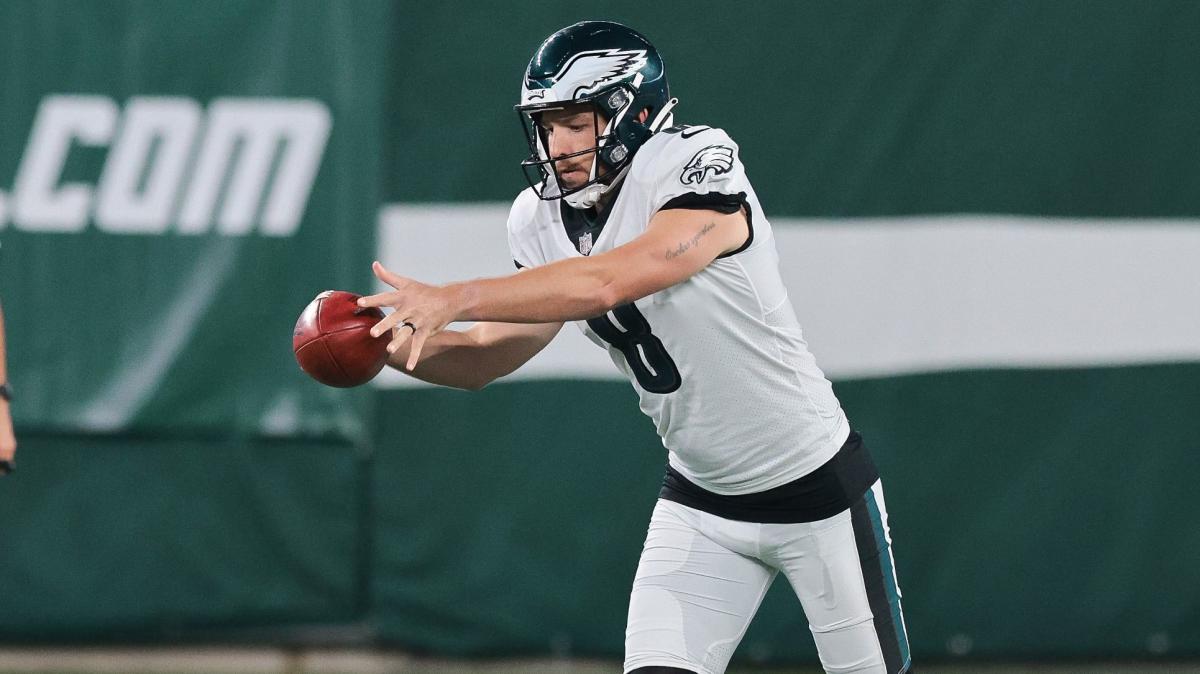 Philadelphia Eagles punter Arryn Siposs (8) and Philadelphia Eagles long  snapper Rick Lovato (45) wear Crucial Catch hats before an NFL football  game against the Arizona Cardinals, Sunday, Oct. 9, 2022, in