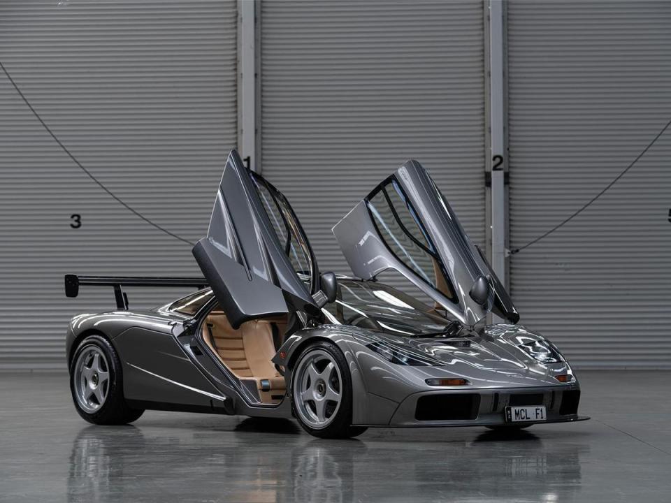 McLaren F1與BMW--S70/2 6.1升V12引擎乃天作之合。