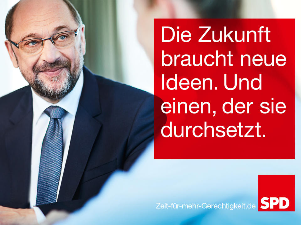 “Neue Ideen” braucht die Zukunft. Und die kann nur einer durchsetzen, findet die SPD: ihr Kanzlerkandidat Martin Schulz natürlich. Es ist nicht das einzige Großplakat, das die Sozialdemokraten am Dienstag in Berlin vorgestellt haben. (Bild-Copyright: SPD)