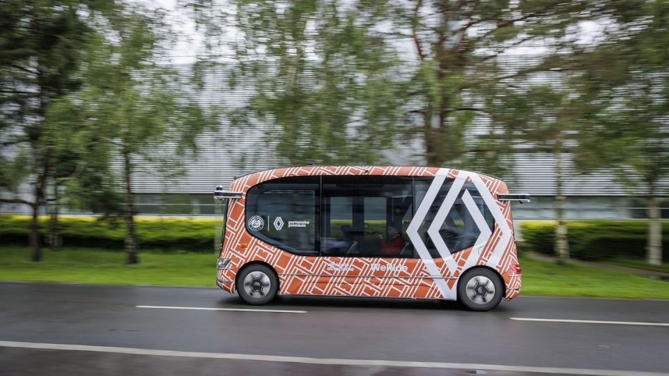 2024 renault minibus autonomous prototype