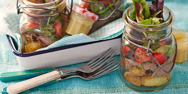 Roast beef salad jar