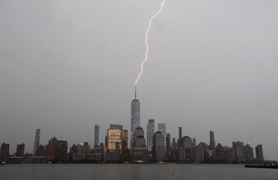 A new storm is brewing over New York City's dirty electricity.  (Gary Hershorn via Getty Images)