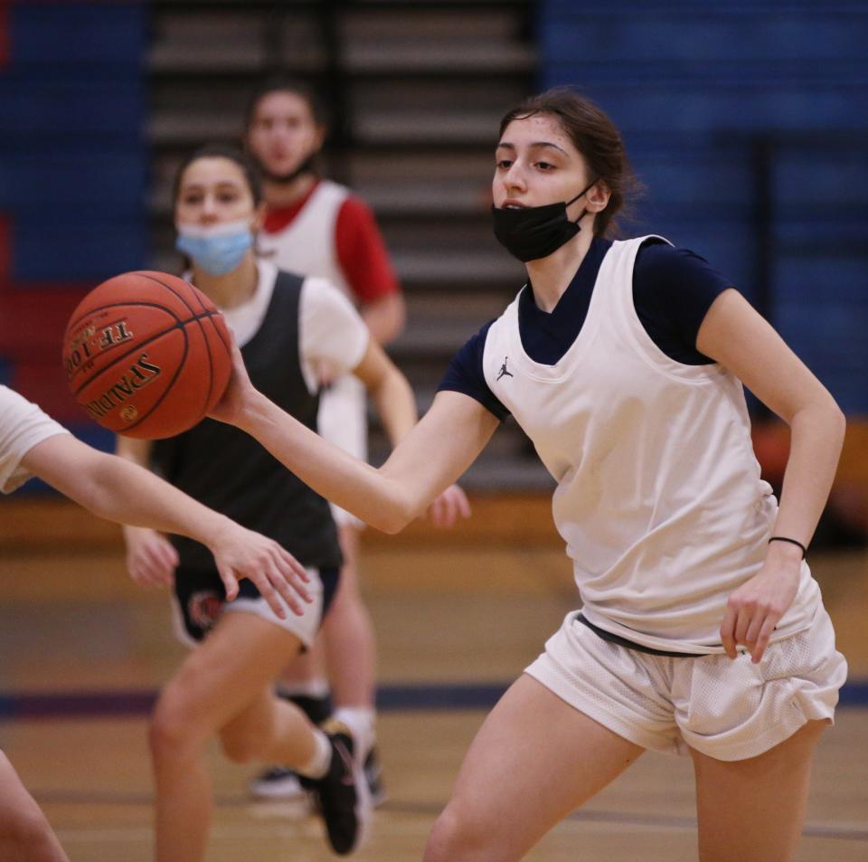 Roy C. Ketcham girls basketball players Cali Chiocchi during Thursday's practice on January 6, 2022. 