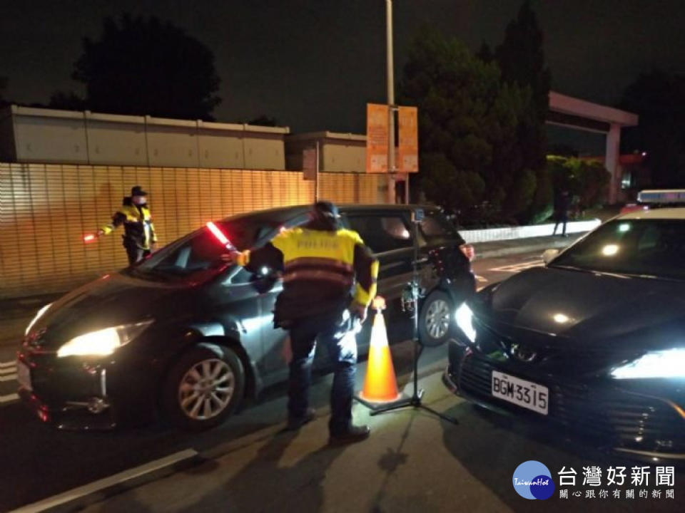 桃市警局為防堵民眾冬季尾牙高峰期間酒後駕車，擴大執行冬季加強防制酒後駕車工作