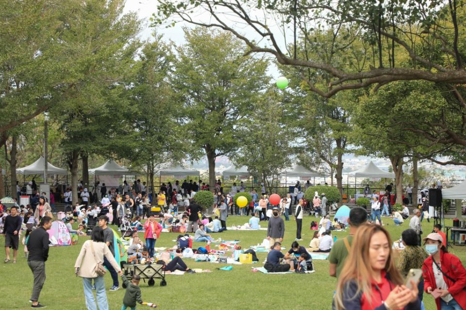 《圖說》鰲峰山公園「2023台中市民野餐日」。