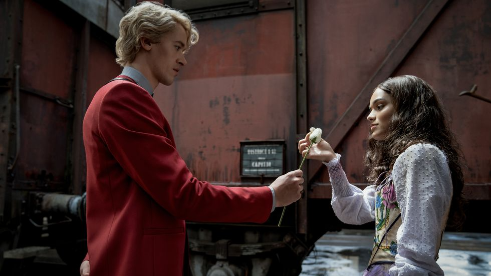 a young president snow and lucy baird in the hunger games the ballad of songbirds and snakes