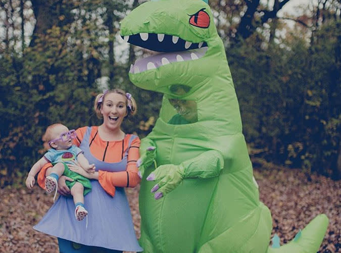 24 Family Halloween Costumes Everyone Can Get In On