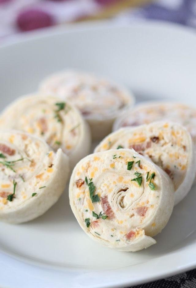 Ham and Cheese Pinwheels - Dinner at the Zoo