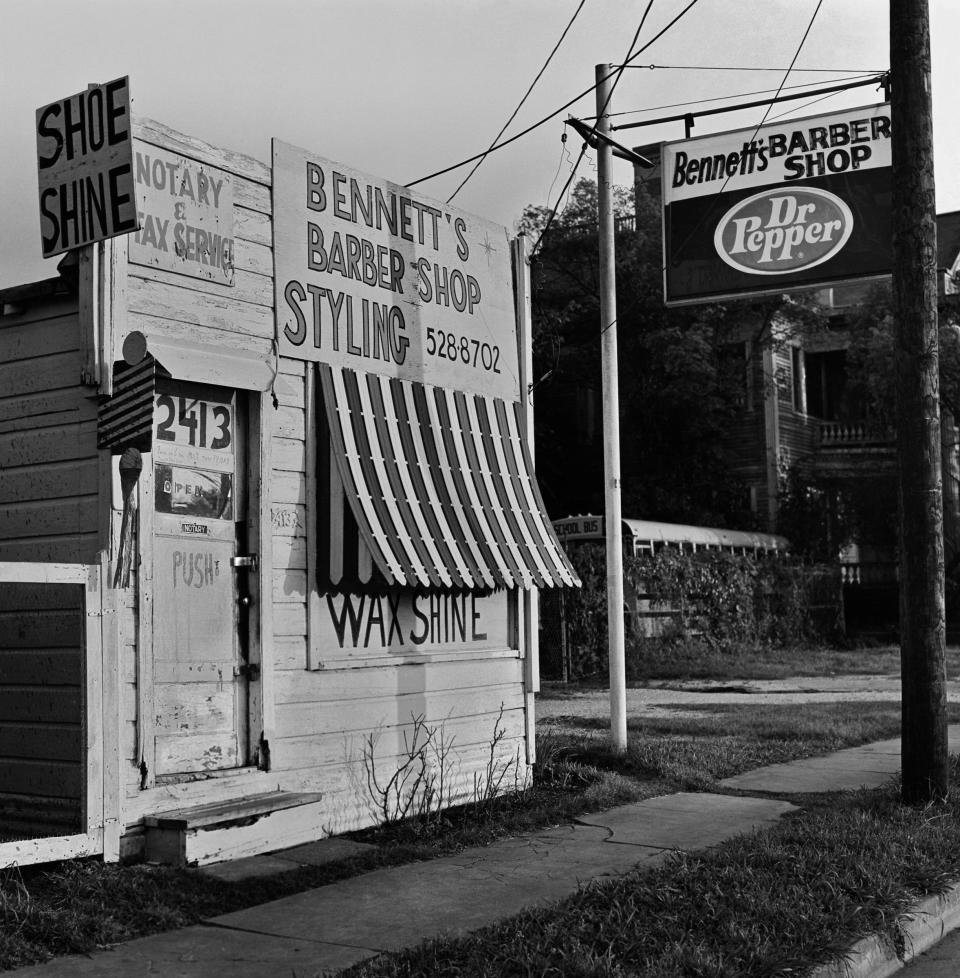 Bennet's Barber Shop (1989) | Earlie Hudnall Jr.