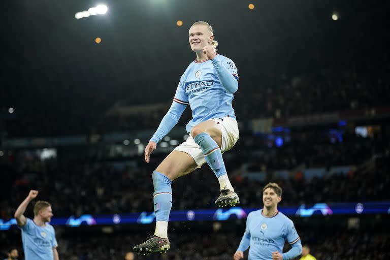 Erling Haaland es el tercer futbolista que marca cinco goles en un partido de la Champions League 