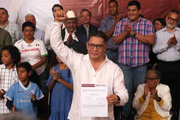 Rabindranath Salazar es uno de los aspirantes seleccionados en Morelos. 