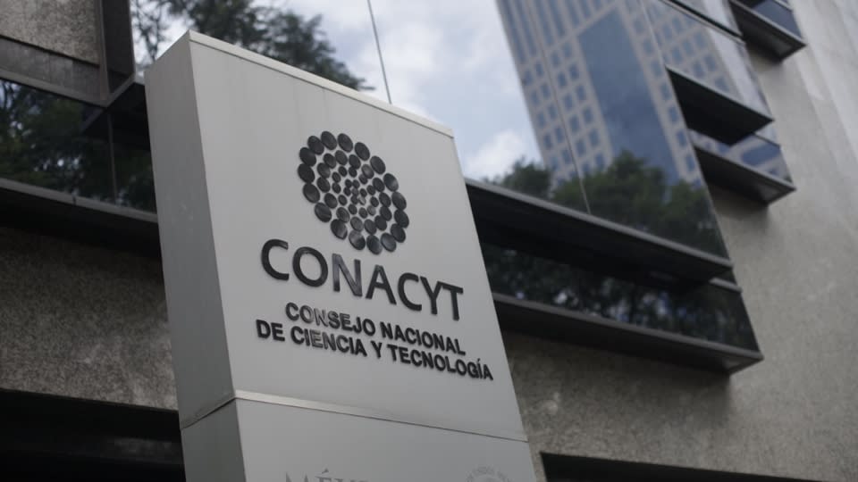 Colmex y Tec de Monterrey defienden a académicos acusados por Conacyt