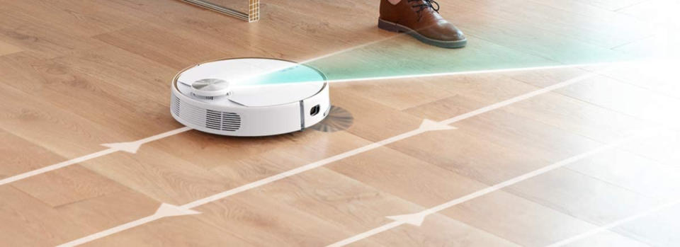 Save 27 percent on this eufy RoboVac L70 Hybrid. (Photo: Anker)