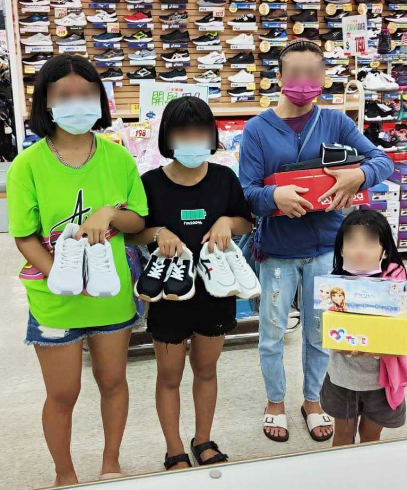 晨光之家在開學前發起募捐活動，除了讓孩子們有新鞋，媽媽也可以挑一雙新鞋當禮物。（圖／翻攝晨光之家臉書）
