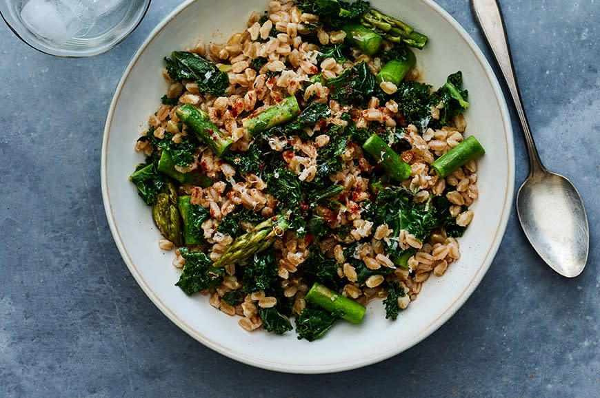 Cheesy Farro With Kale and Asparagus from SELFstarter