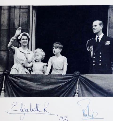 29) Queen Elizabeth and Prince Philip's Christmas card, 1952