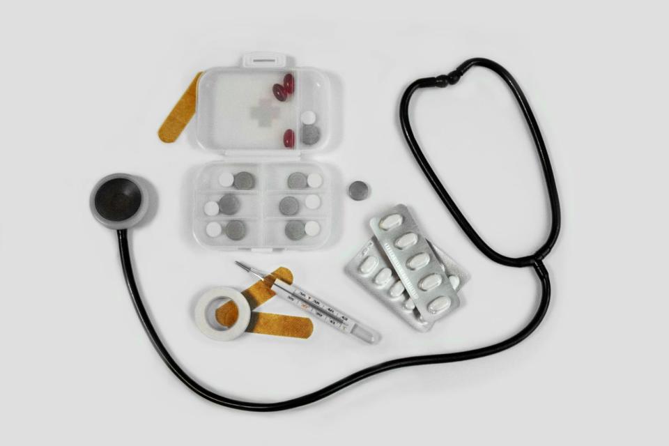 picture of stethoscope and other medical equipment