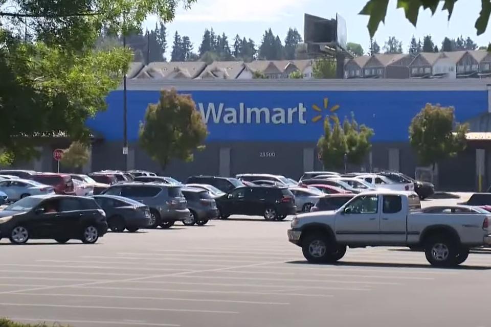 Walmart to Pay Oregon Customer, Michael Mangum, $4.4M for Racial Profiling After He Was Allegedly 'Spied' on