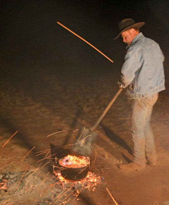 Chuck wagon cook Kent Rollins returns to Gathering