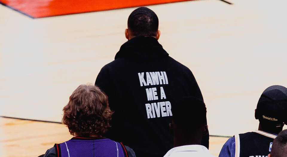 Drake is having the time of life, while invoking Raptors superstar Kawhi Leonard during Game 6 against the Milwaukee Bucks (Kishan Mistry/Yahoo Sports Canada) 