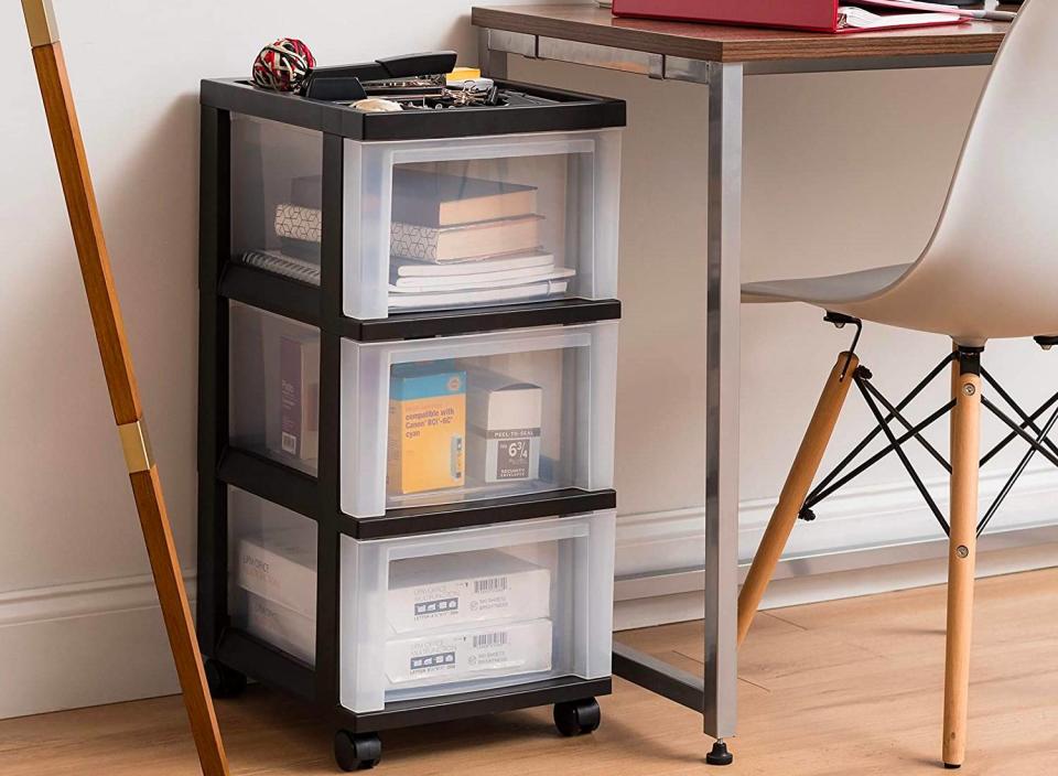 Help your favorite student keep organized this semester with these affordable organizing options. (Source: Amazon)