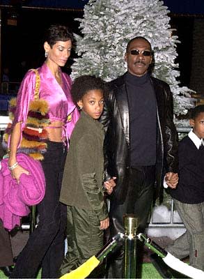 Eddie Murphy and his brood at the Universal Amphitheatre premiere of Universal's Dr. Seuss' How The Grinch Stole Christmas