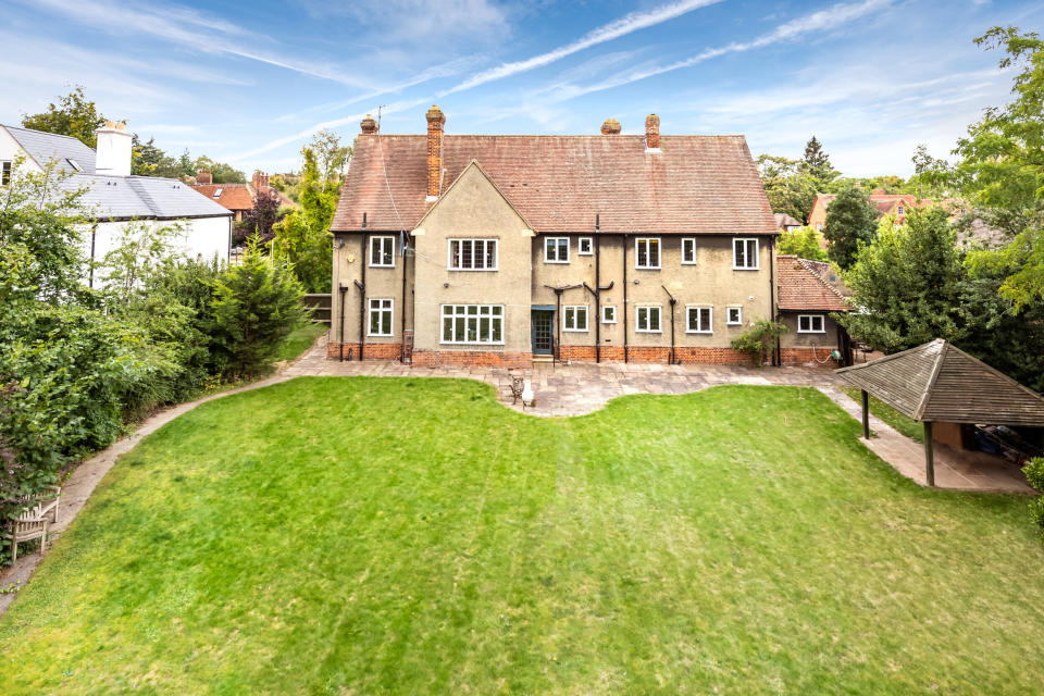 This house was inhabited by J.R.R. Tolkien, his wife and their four children from 1930 to 1947. (Photo: Project Northmoor)