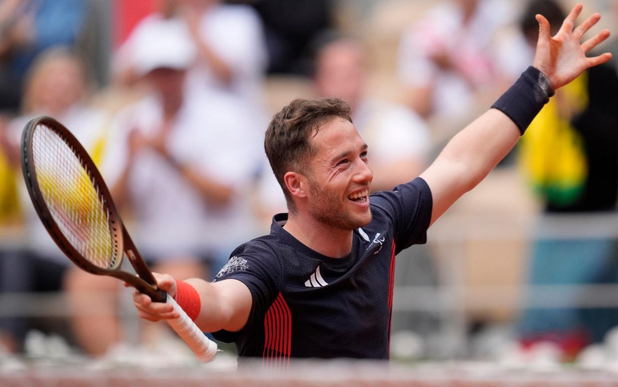 Alfie Hewett celebrates after winning a game