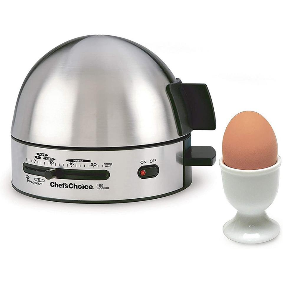10) Chef'sChoice Gourmet Egg Cooker