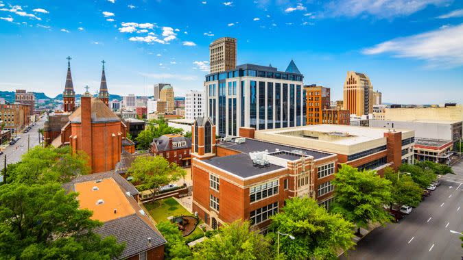 Birmingham, Alabama, USA downtown city skyline.