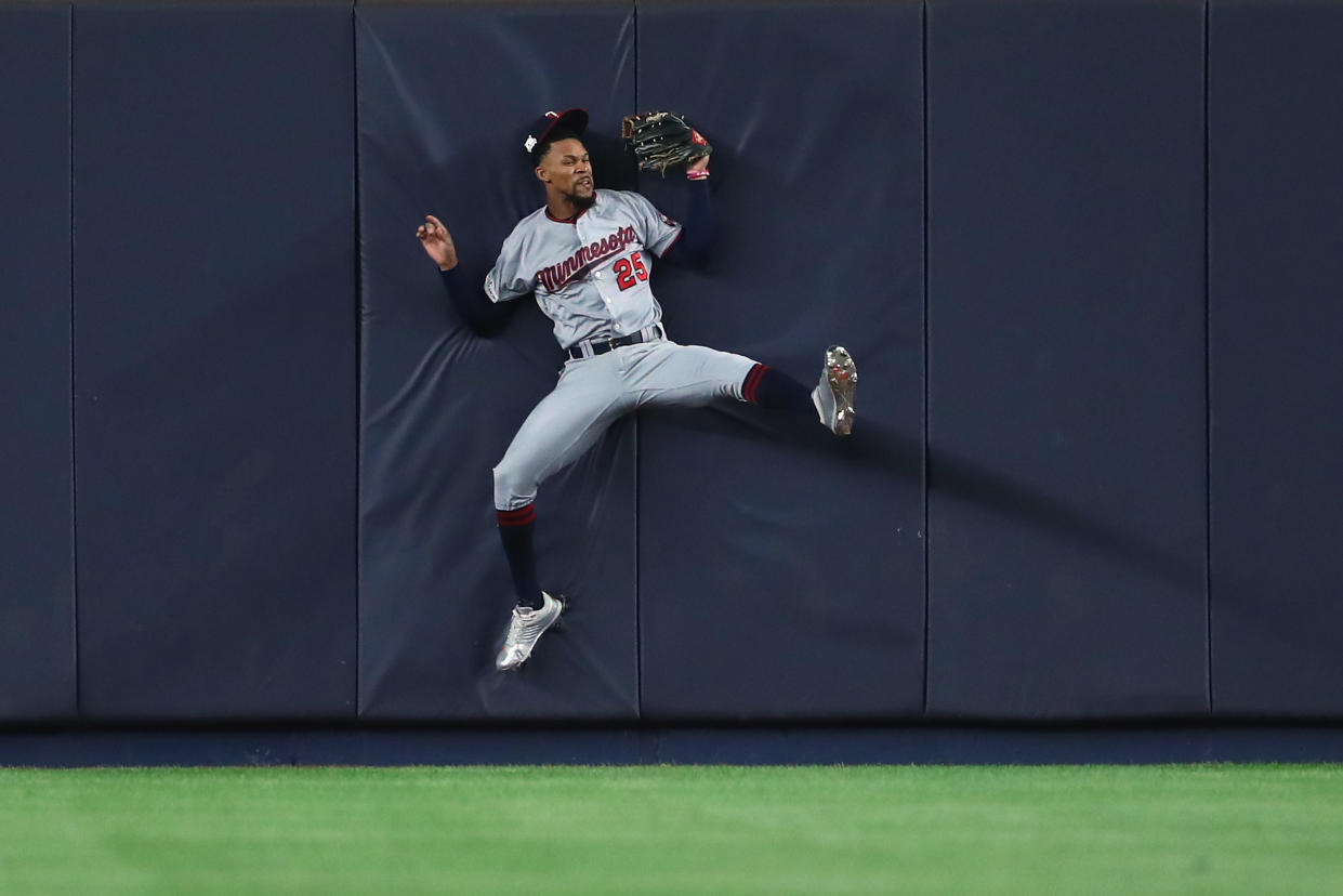 Minnesota Twins center fielder Byron Buxton won his first Gold Glove on Tuesday. (AP)