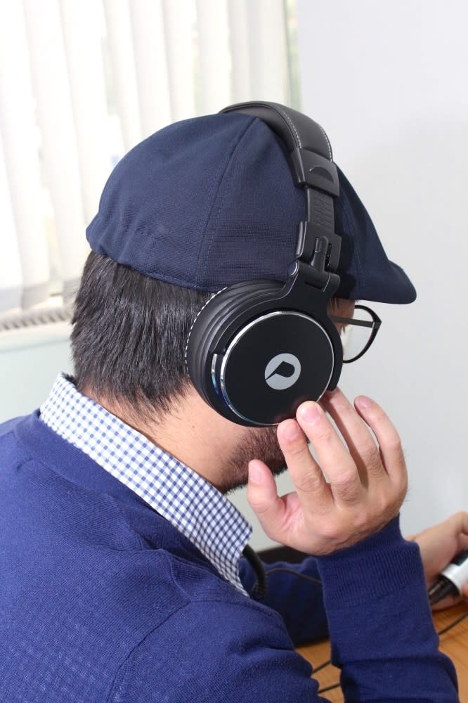 自彈自唱直播新利器 idol K8 pro 職人行動 KTV 與耳罩式耳機 HF01 動手玩