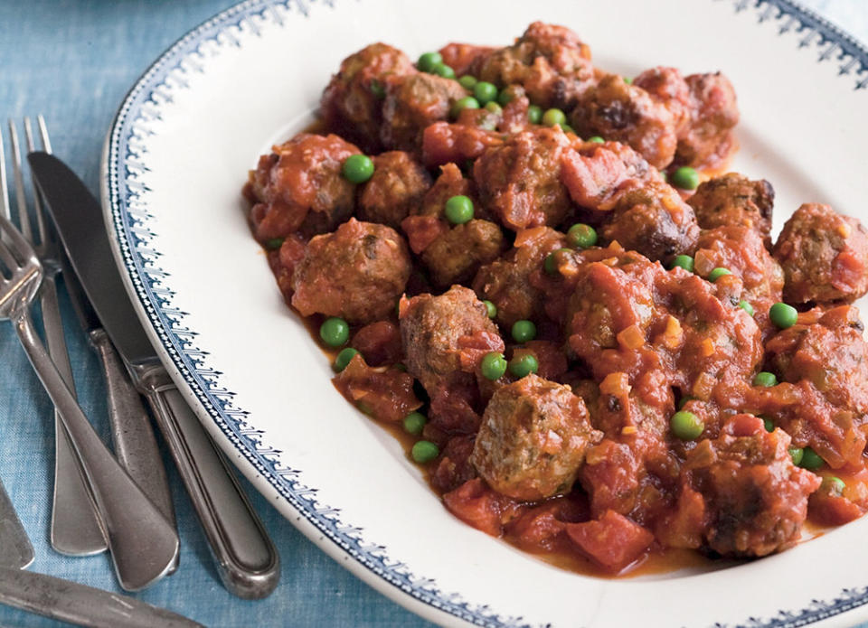 <strong>Get the <a href="http://www.huffingtonpost.com/2011/10/27/meatballs-with-peas_n_1058547.html" target="_blank">Meatballs with Peas recipe</a></strong>